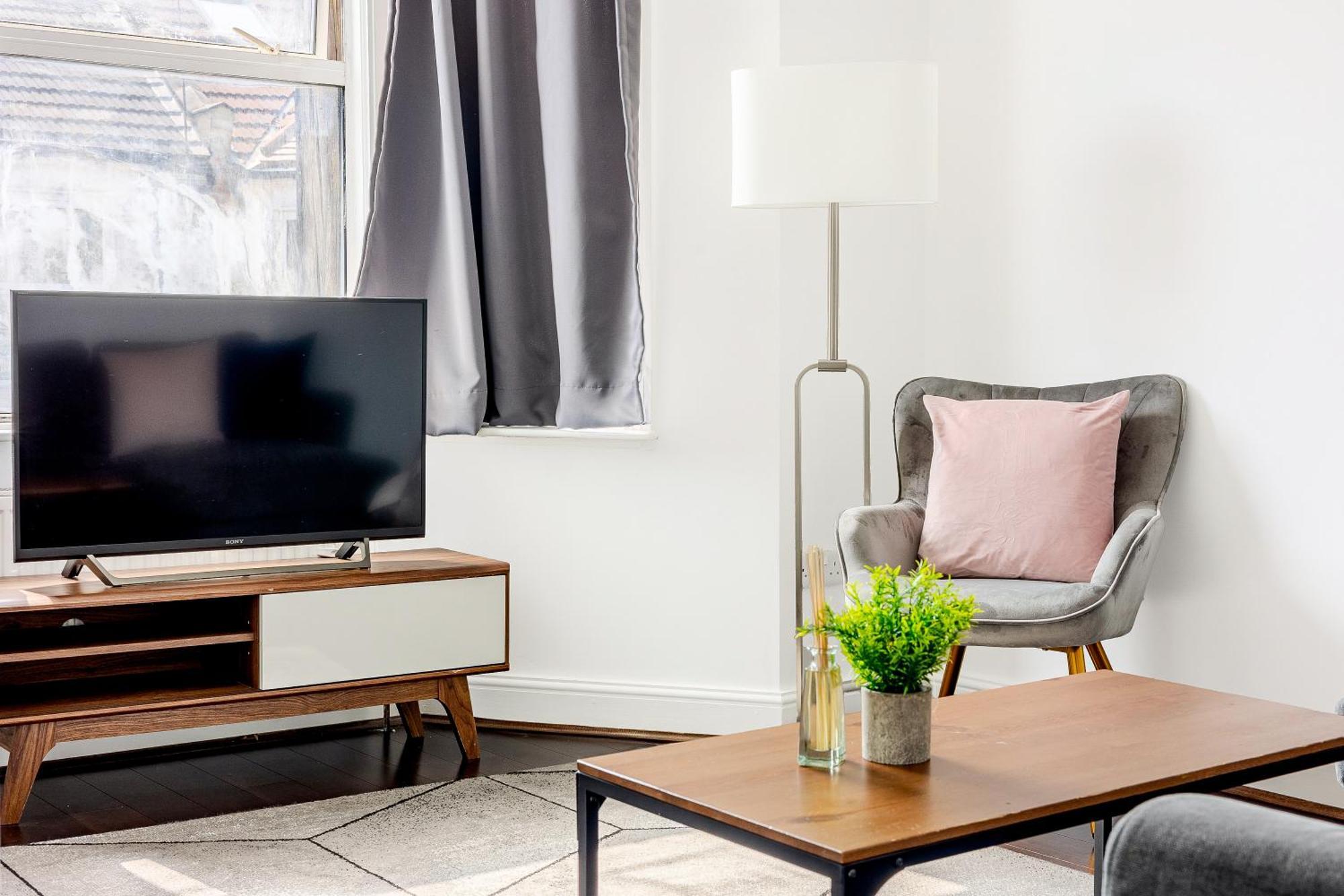Bright 2Br Flat, Forest Gate, East Londra Dış mekan fotoğraf